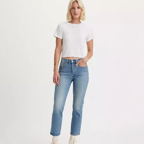 Levi's Denim - Levi's Wedgie Cropped Jean Button Fly Light Wash Size 24